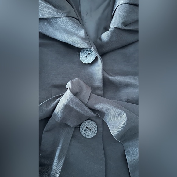 Tahari Black Rain Jacket with tied belt at waist. Size M - Picture 7 of 9